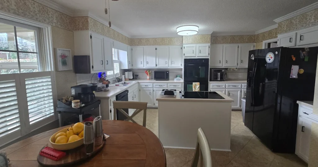 Interior Painting vs Cabinet Painting: What Is the Difference? 2 Interior Painting vs Cabinet Painting: What Is the Difference? Cabinet Painting in Kernersville, NC